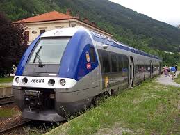 beaulieu sur mer to nice by train from