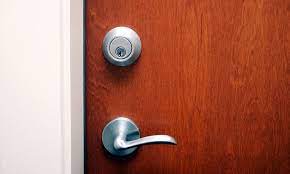 how to unlock a deadbolt door without a