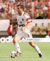 Roberto Donadoni (Milan) am Ball