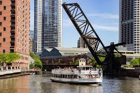 architecture and history boat tour