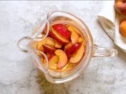 peach sangria easy and refreshing