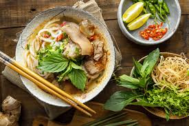 y vietnamese beef noodle soup bun