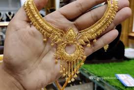 best tanishq gold necklace set designs