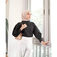 Tampil cantik dengan blouse balon blouse resleting belakang. Baju Atasan Wanita Lengan Balon Kekinian Hola Blouse Shopee Indonesia