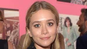 mary kate olsen doesn t have social a