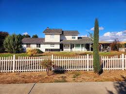 sanger ca houses with land