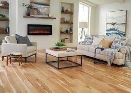 bellawood 3 4 in natural hickory solid hardwood flooring 3 25 in wide usd box ll flooring lumber liquidators