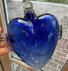 Vintage Hand Blown Art Glass Heart