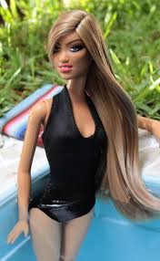 Doll crafts diy doll barbie hairstyle doll hairstyles barbie clothes barbie stuff doll stuff barbie makeup barbie hair doll hair barbie and ken howleen wolf pelo afro african american dolls black. These Barbie Doll Hair Transformations Are Amazing Allure