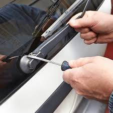 how to replace windshield wipers and