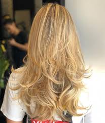 Long blonde hair can be styled in many ways. 40 Trendy Hairstyles And Haircuts For Long Layered Hair To Rock In 2020