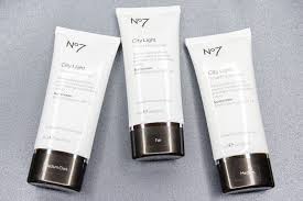 Review No7 City Light Tinted Moisturizer Tinted