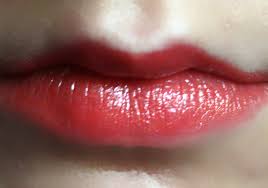 revlon just bitten kissable balm stain