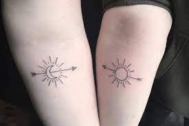 tatouages soleil femme