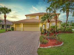 homes in estero fl with pool