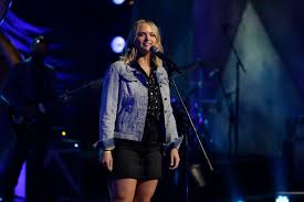 Live stream the 2021 grammy awards, presented by the host with the most. Miranda Lambert Wore A Jean Jacket For The 2021 Grammy Awards Red Carpet