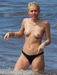 Miley cyrus nude at the beach