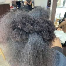 Chicago hair extensions salon offers the latest in application techniques and hair weave quality products. Top 10 Best African American Hair Salons Near Near North Side Chicago Il Last Updated August 2020 Yelp