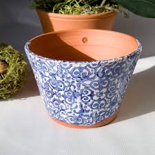 Danceswithclay Italian Style Planter With Cobalt Blue And White Flower Design 6 Inch Top Diameter Terra Cotta Clay Hanging Planter Pottery Gift For Gardner