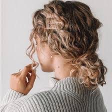 Short blonde curly synthetic hair wigs for black women andromeda fluffy kinky curls hair wigs loose curly african american costume cosplay cheap half wigs + 1 free wig cap(blonde). 17 Beautiful Ways To Style Blonde Curly Hair Southern Living