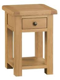 montreal oak small side table 1
