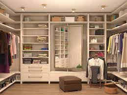 design touches for a luxurious closet