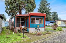 55 community eugene or homes for