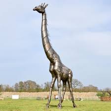 13ft Giraffe Garden Sculpture Looking