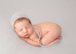 Професионални и стилни фотосесии за новородени, бебета, бременни и семейни. Fotostudio Dve Shepi Lyubov