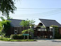 How can i contact ipoh discovery holiday house? The Happy 8 Retreat Pasir Puteh Ipoh Booking Deals Photos Reviews