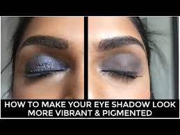 Just rub a little petroleum jelly on your skin to help the glitter stay in place and enjoy your sparkly look! How To Make Your Eye Shadow Look More Vibrant As Seen On Dr Oz Youtube