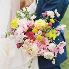 35 best dahlia wedding bouquets