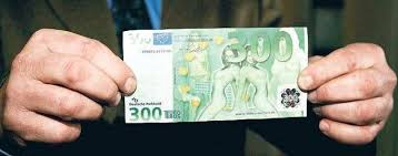 A banknote is the product of highly advanced graphic design. Gefalschte Banknoten Bluhendes Geschaft Wirtschaft Tagesspiegel