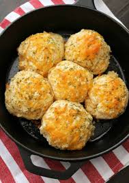 red lobster garlic cheese biscuits