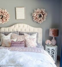 elegant teen girl queen bedroom with