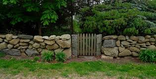 The Art Of The Dry Stack Stone Wall