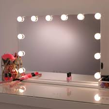 Amazon Com Hollywood Mirror Makeup Vanity Mirror With Lights Professional Hollywood Style Smart Touch Design Dimmable Bulbs In 3 Color Tone Modes Usb Charging Port W 22 8 X H 18 2 White Home Kitchen