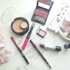 sultry berry tone makeup for valentine