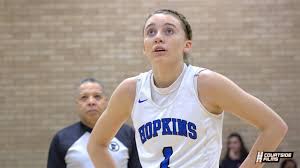 Hopkins high school🏀 uconn wbb 🐺. Top Ranked 2020 Paige Bueckers Absolutely Balled Out In The Road Win For Hopkins Youtube