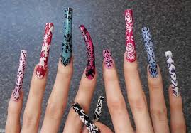 damask nail art by clair bennett