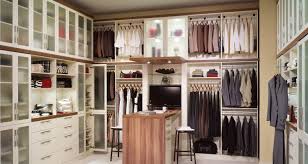 An open storage cabinet that doubles as a bench at the foot of the bed is a smart and easy idea to store some clothes. Smart Tips For A Closet Storage Ideas Artmakehome