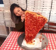 Pepperoni, sausage, ham, beef & extra cheese. Daily Drool 12 The 2 Foot Long New York Pizza Big 7 Travel