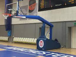 International basketball federation (fiba) and olympic basketball courts call for the court to be slightly smaller at 91.9 feet by 49.2 feet. Olympic Basketball Hoops News Mondo Spa