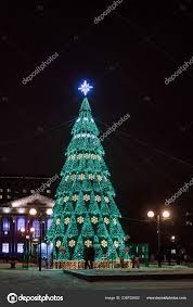 Large Christmas Tree Bright Garlands Star Shine Lights