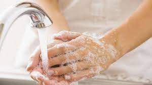Cuci tangan dengan sabun lebih efektif ketimbang hand sanitizer. Foto Foto Perbedaan Setelah Cuci Tangan Pakai Hand Sanitizer Dan Sabun Manakah Yang Lebih Bersih Tribunnews Com Mobile
