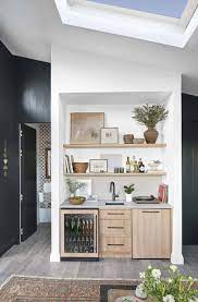 is a kitchen or a kitchenette best for