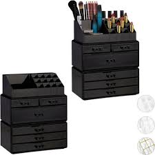 22 compartments for makeup storage