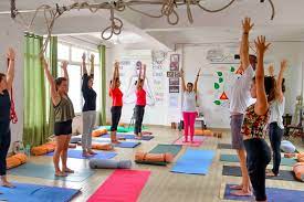 our 8 top yoga teacher training courses
