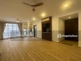 property for at pinewood gardens