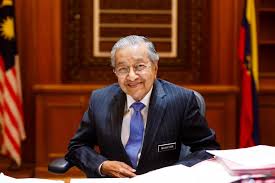 Former malaysian premier, tun dr mahathir mohammad made a visit to langkawi skycab. Tun Dr Mahathir Is The Most Admired Man In Malaysia According To Study News Rojak Daily